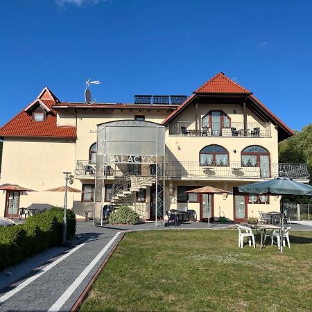 Palacyk Wolin Exterior foto